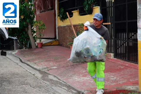 Recolección en Villa Lucre, corregimiento José Domingo Espinar