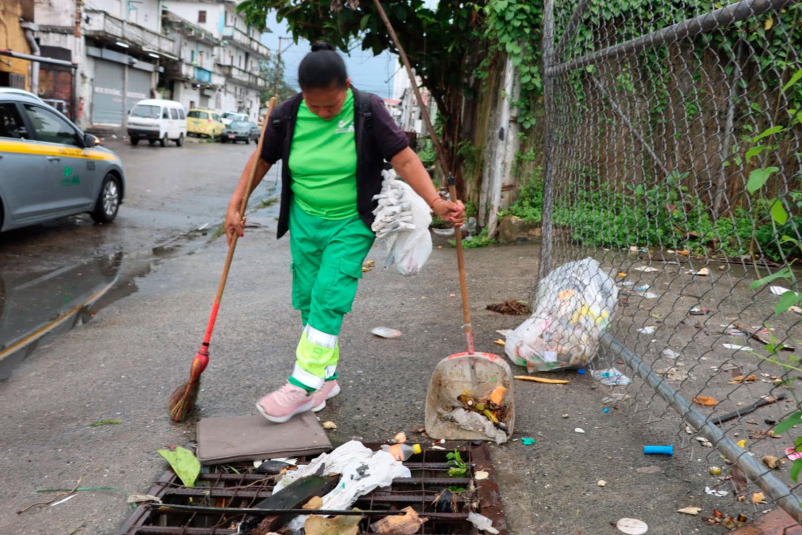 Barrido en el área de Curundú