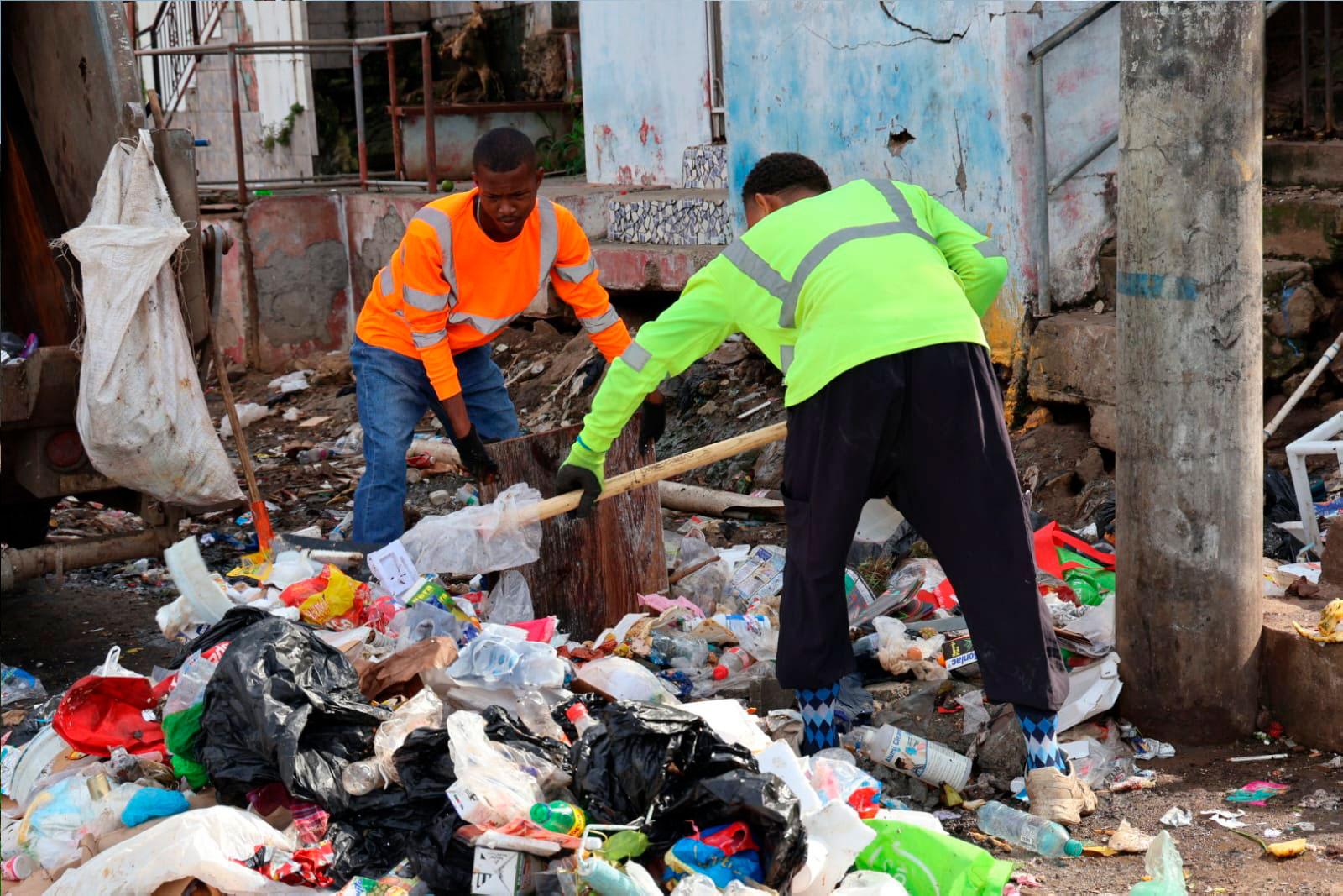 Limpieza de punto crítico en el Sector de Viejo Veranillo, Corregimiento Belisario Porras