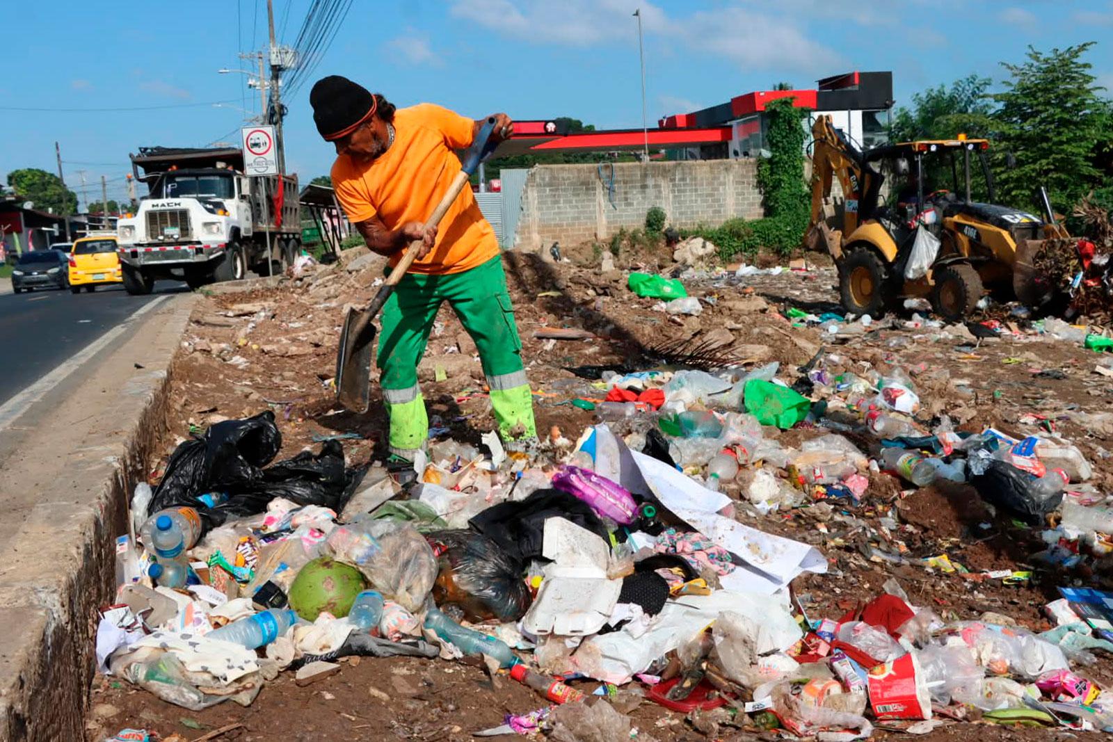 Recolección de desechos en Belén, corregimiento de Tocumen.