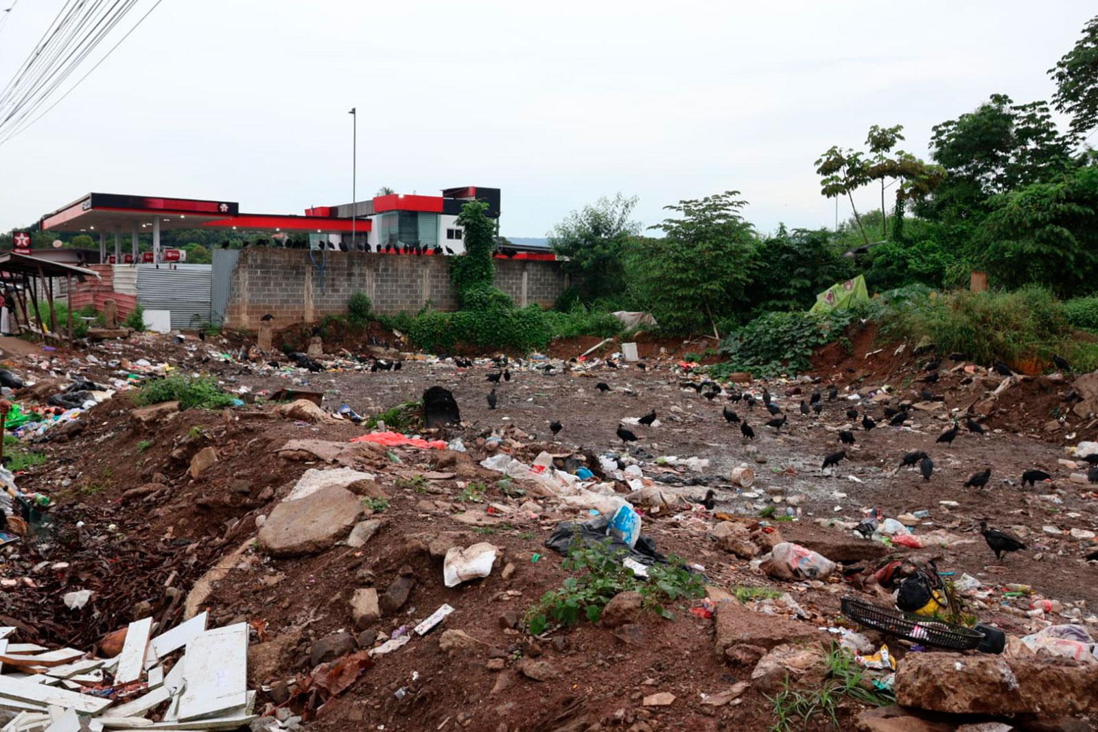Limpieza en terreno baldío Belén, corregimiento de Tocumen