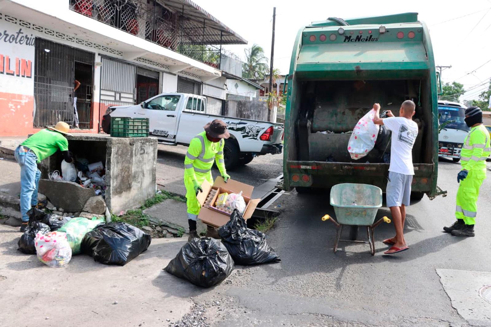 Recolección de desechos en Don Bosco, corregimiento Belisario Porras