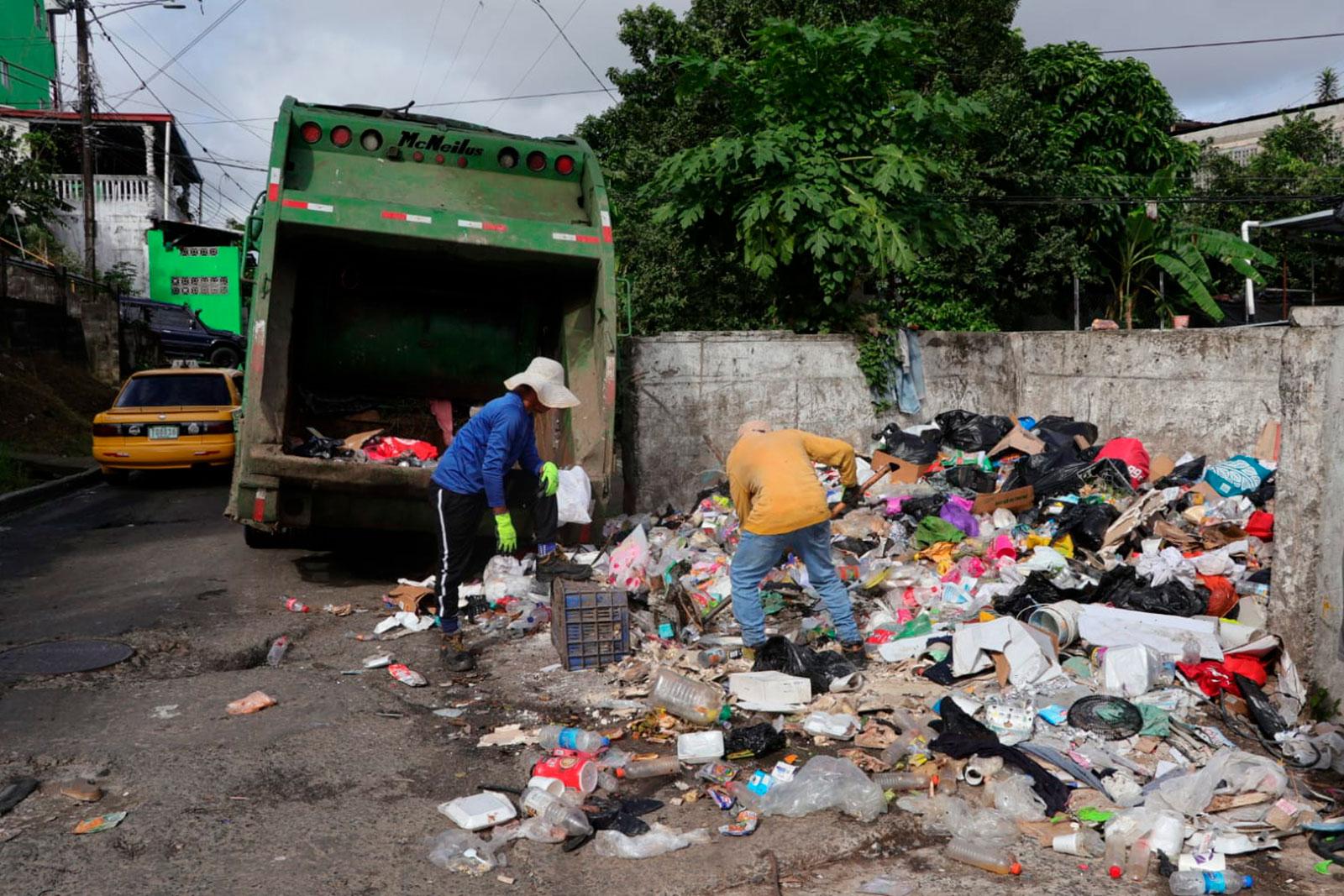 Se realizaron labores de recolección de desechos en el sector 3 de La Paz, corregimiento Arnulfo Arias